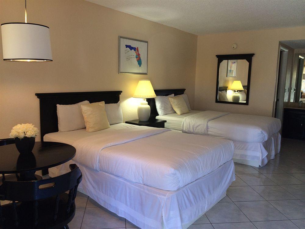 Sevilla Kissimmee- Near Disney 2*
