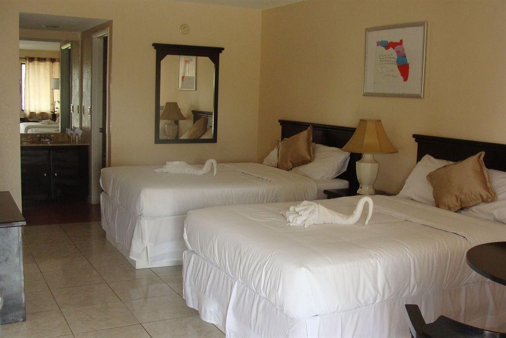 Motel Sevilla Kissimmee- Near Disney Kissimmee